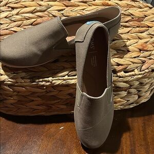 TOMS Women's Slip-On Loafers - Dusty Olive